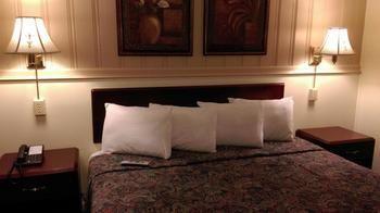 Amherst Inn - Virginia Экстерьер фото