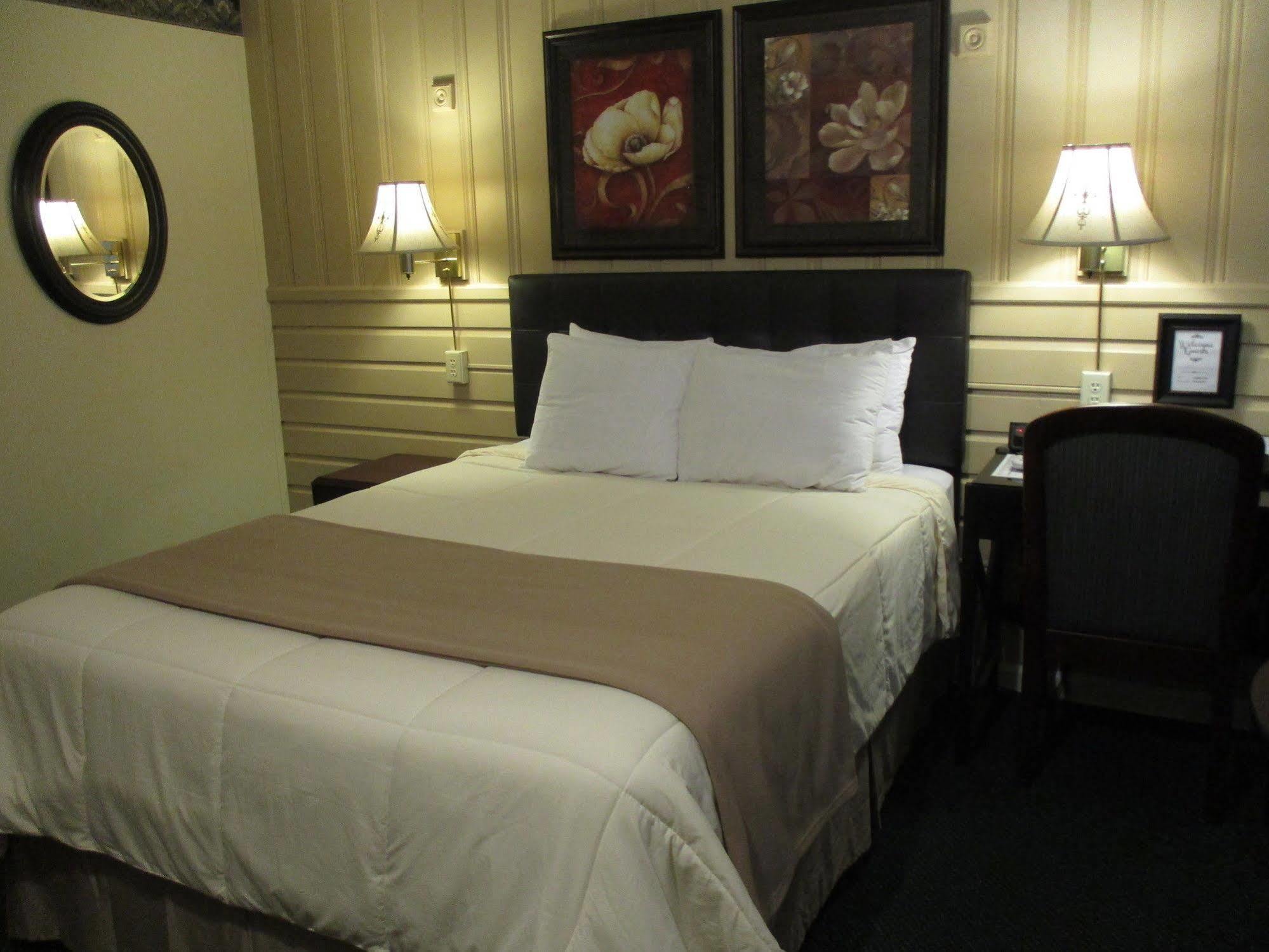 Amherst Inn - Virginia Экстерьер фото