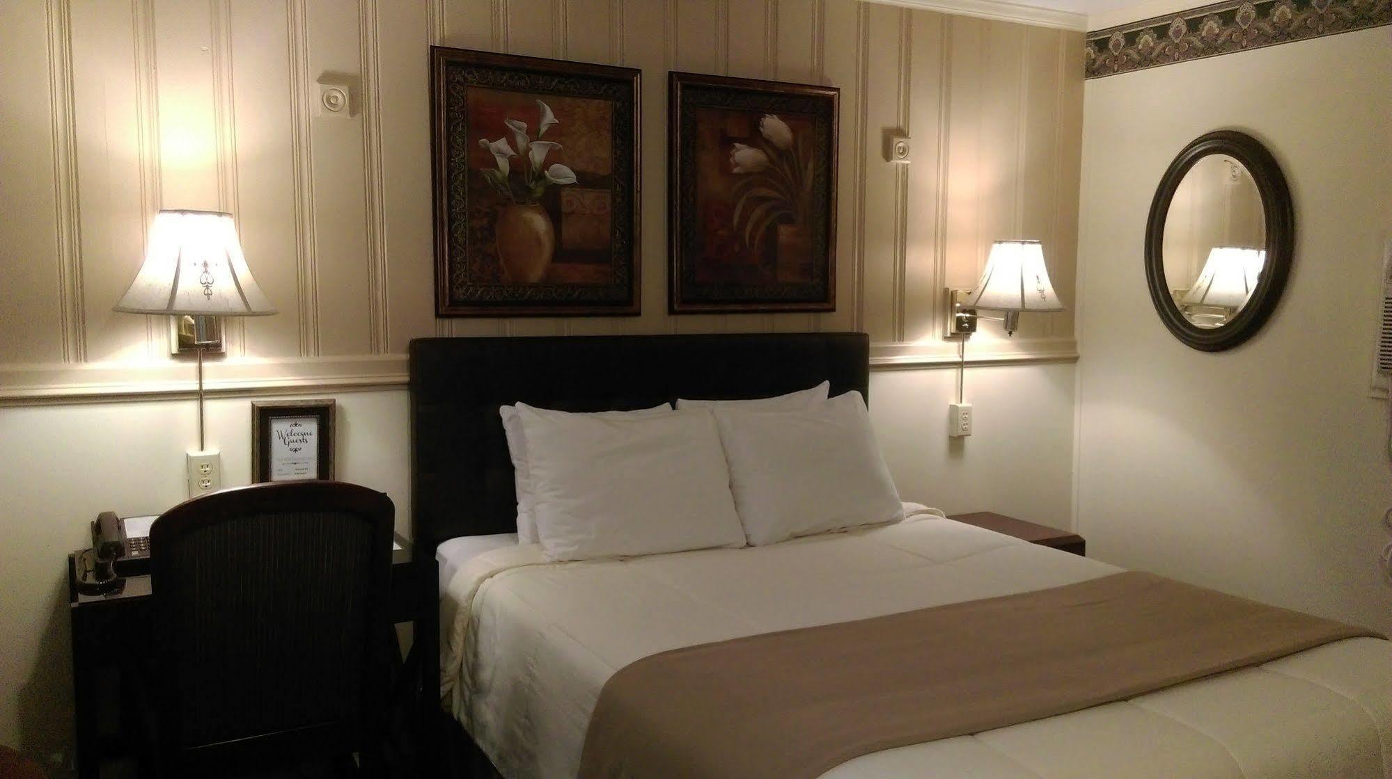 Amherst Inn - Virginia Экстерьер фото